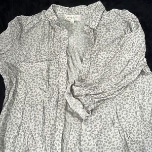 New without tag - cheetah print button down